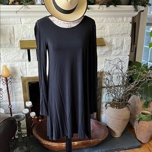 Old Navy Black Long Sleeve Dress